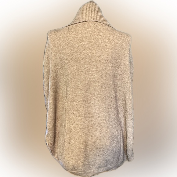 SISTERS Sweater Poncho, single button either side Dark beige cowlneck XL Excelnt - Picture 3 of 6